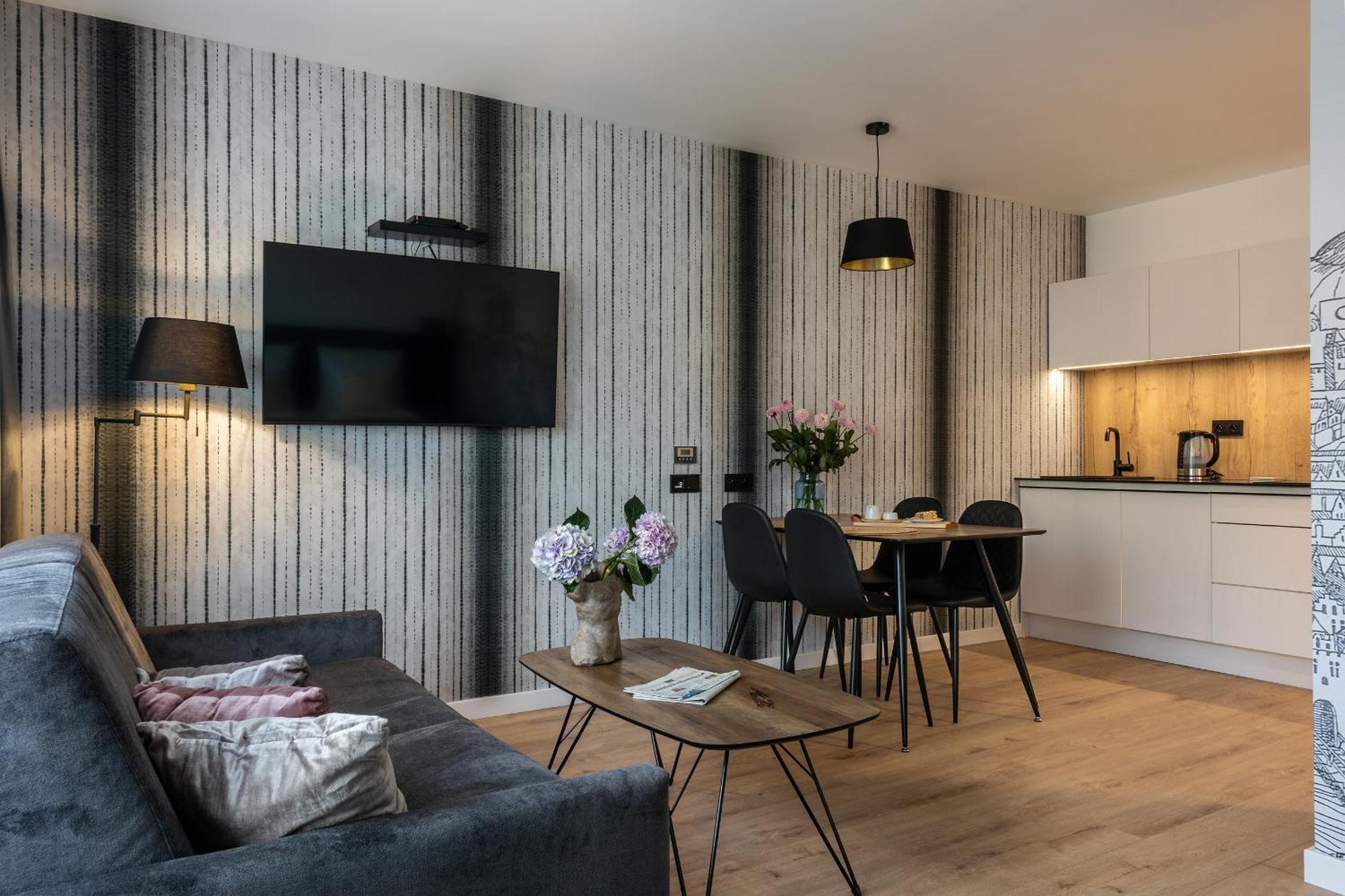 Inpoint Spacious Apartments Near Main Square & Kazimierz District Krakow Room photo