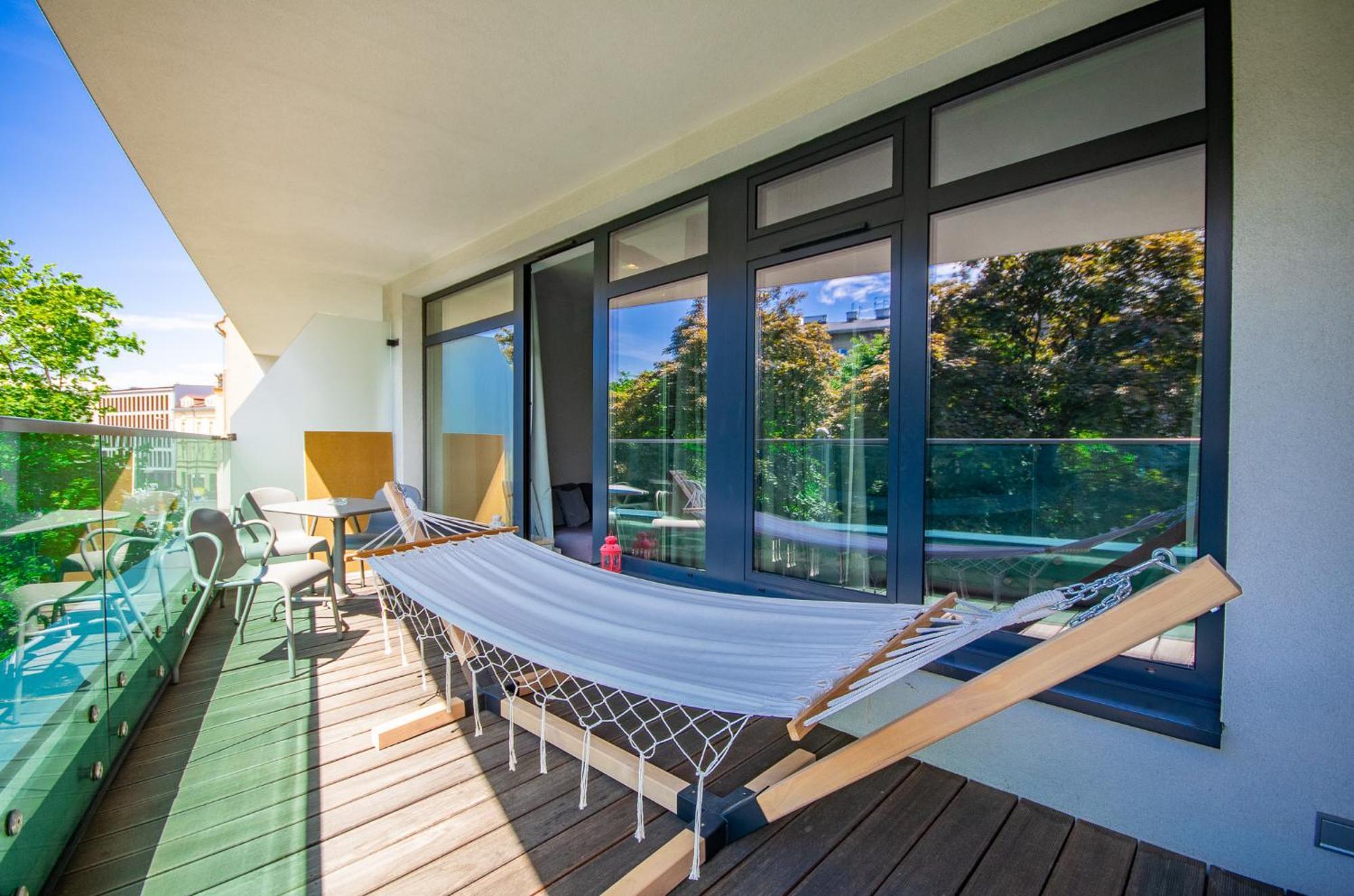 Inpoint Spacious Apartments Near Main Square & Kazimierz District Krakow Exterior photo